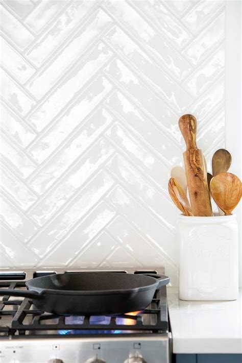 Herringbone Backsplash Design Ideas