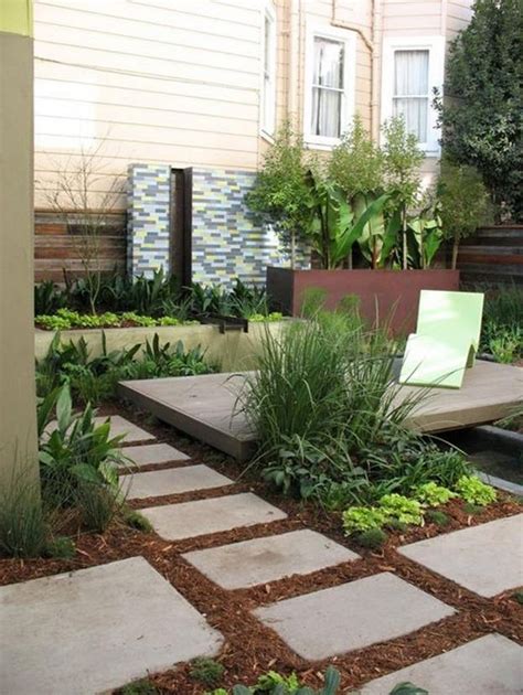 best 16+ Pretty Patio Stepping Stones Design Ideas | Garden design, Garden landscape design, Patio