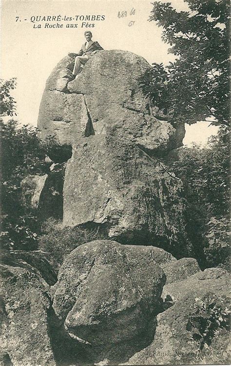 Quarré les Tombes La roche aux fées Carte postale ancienne et vue d