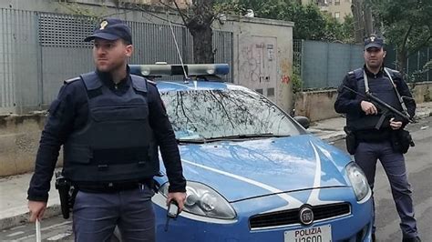 Deve Scontare Una Condanna Per Rapina Beccato E Arrestato Mentre Si