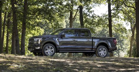 2024 Ford F-150 Platinum - Stunning HD Photos, Videos, Specs, Features