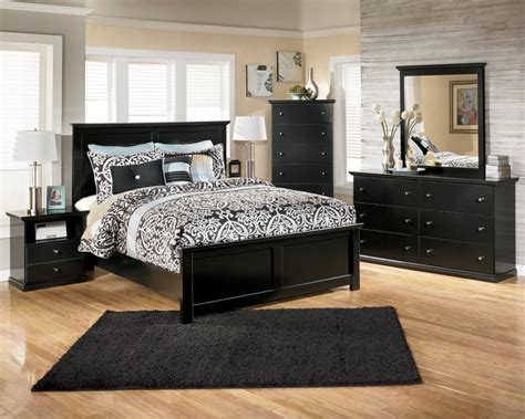 15 Cool Black Bedroom Furniture Sets For Bold Feeling