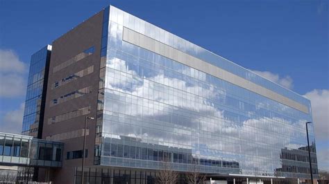 Wkyc Channel Tours New Cleveland Clinic Taussig Cancer Center