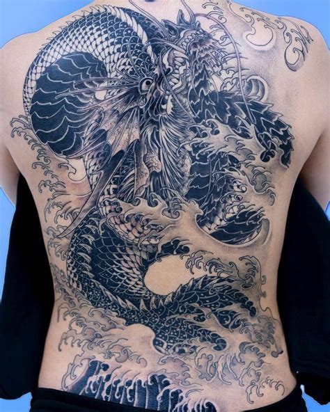 Tattoo Artist Oozy South Korean Tattoo Artist Oozy Artwoonz