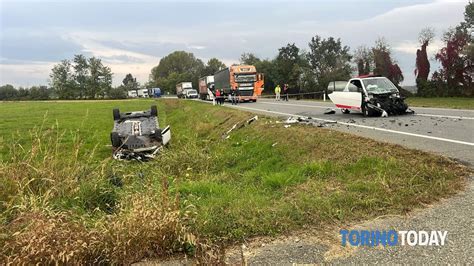 Incidente In Corso Piemonte A San Maurizio Canavese Scontro Tra Due