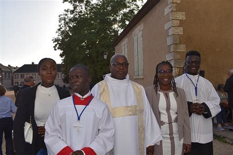 Retour En Images Sur L Ordination Diaconale De Benjamin Sare Paroisse