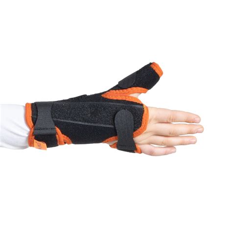 Pediatric Wrist Splint With Thumb Support Wingmed Orthopedic Equipments