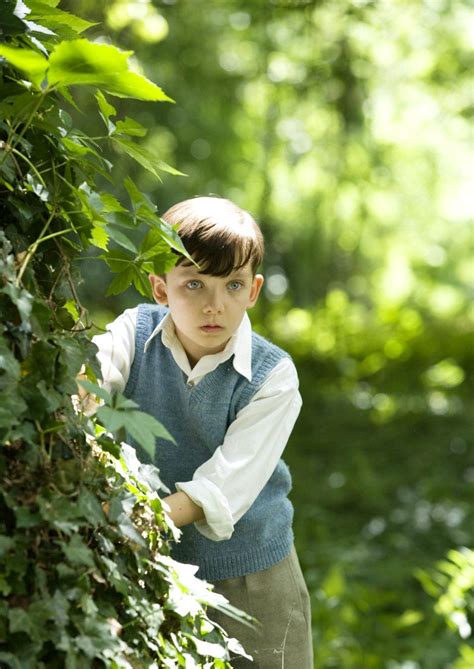 Asa Butterfield. The Boy in the Striped Pyjamas George Rr Martin, Pose ...