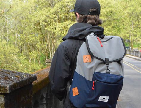 Alpine Division Rockaway Classic Pull String Backpack » Gadget Flow