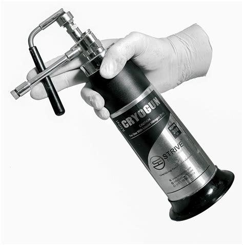 Strive Enterprises Mini Cryo Gun 300 Ml Mini Cryo Guns