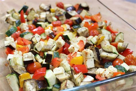 Mediterranes Ofengemüse mit Feta frischen Kräutern von koch kinoDE