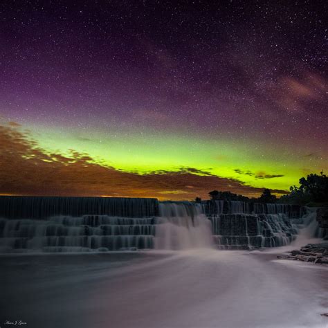 Aurora Borealis From Split Rock Park In Garretson South Dakota