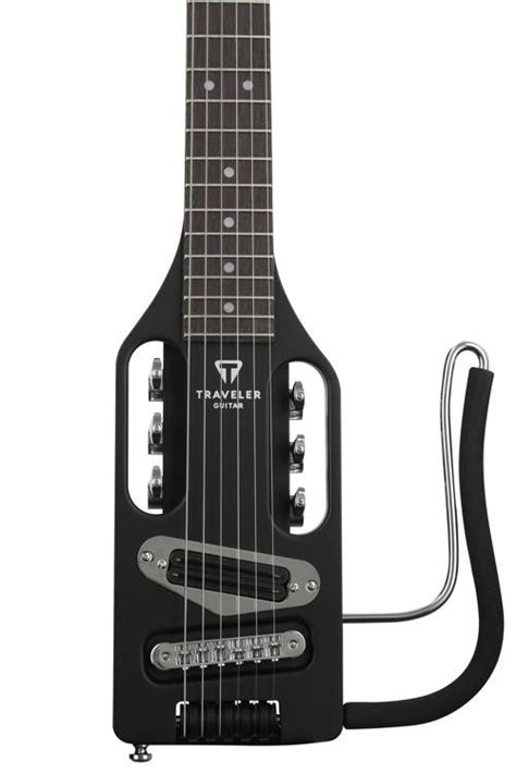 Traveler Guitar Ultra Light Electric Survival Kit Black Sweetwater