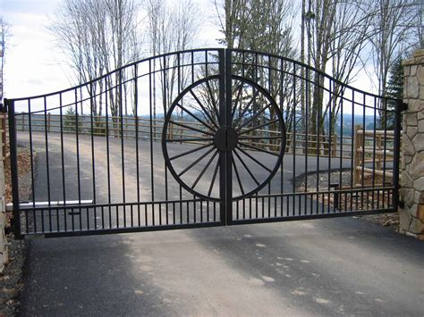 Western Wheel Driveway Gates