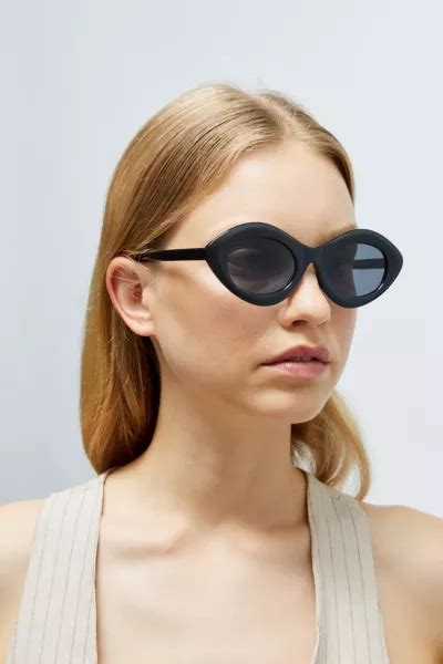 Lottie Angled Oval Sunglasses Urban Outfitters