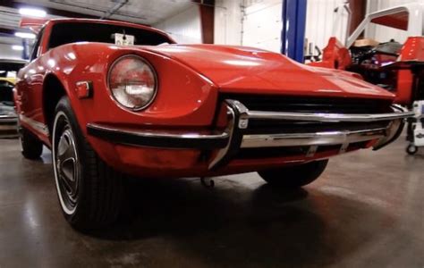 Kustom Builds: 1971 Datsun 240z | Karl Kustoms