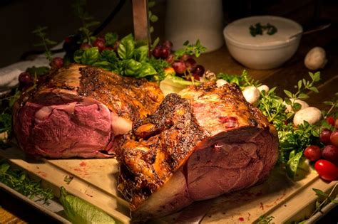 Prime Rib Carving Station ⋆ Forrest Hills Resort