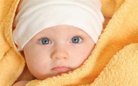 Cute Baby Boy Pictures Wallpapers - WallpaperSafari