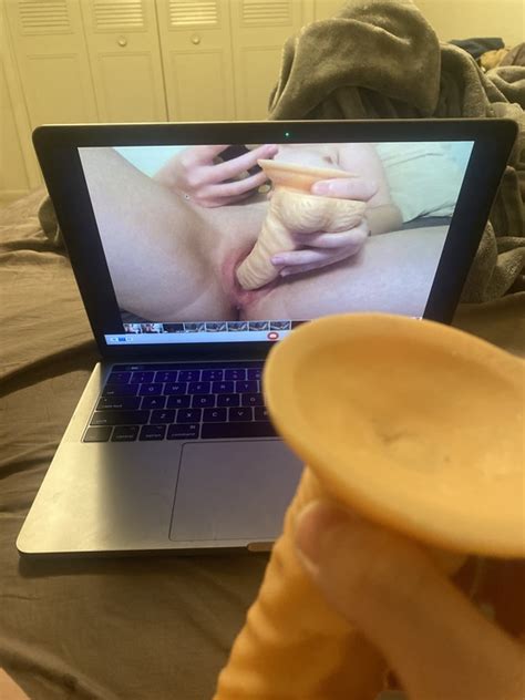 Amateur Dildo Webcam Fun XHamster
