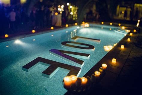 Decoración para piscinas el día de la boda