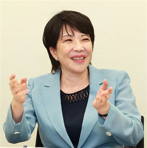 ヘビメタ愛する高市早苗氏「安倍さんと近いオバサンたちで」初の女性首相へ 社会写真ニュース 日刊スポーツ