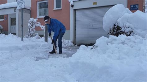 VIDEO FOTO Stanovnica Münchena o kaosu u Njemačkoj Snijeg trga grane