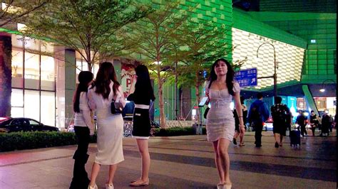 4k街拍深圳富人區，感受夜間動漫景象 Street Shenzhen China Nightlife Walk Feel The