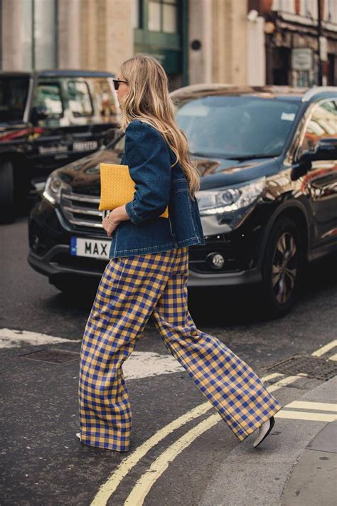 The Best Street Style From London Fashion Week British Vogue Streetclothing Cool Street