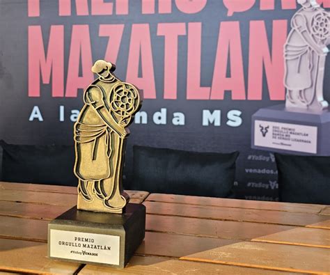 Venados de Mazatlán entrega el premio Orgullo Mazatlán a Banda MS