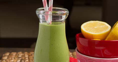 Fruit-free Green Smoothie | Healthful Pursuit