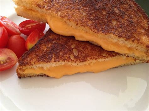 Grilled (Daiya) Cheese – Lisa's Project: Vegan