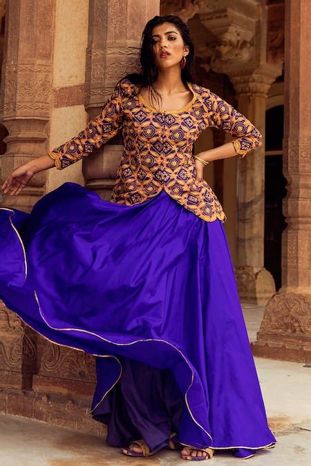 Buy Purple Chanderi Silk Embroidery Scoop Neck Kurta Lehenga Set For