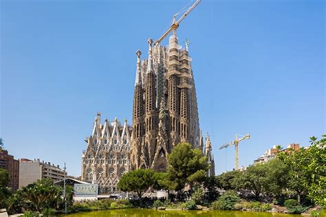 After Over 140 Years Barcelonas Sagrada Familia Will Finally Be