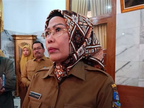 Bupati Serang Ratu Tatu Chasanah Minta Pengadaan Lahan Tpsa Sigedong