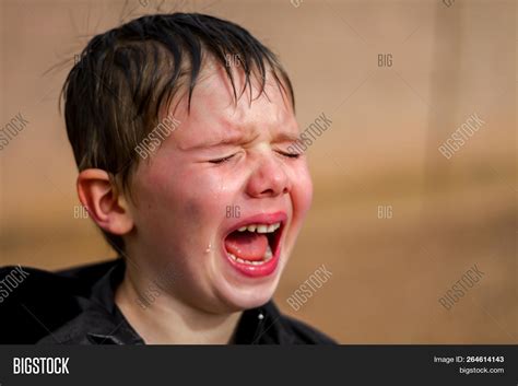 Little Boy Screaming Image And Photo Free Trial Bigstock