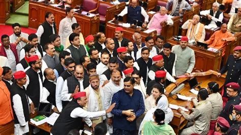 Up Budget Session 2023 जातीय जनगणना के मुद्दे पर सपा का हंगामा पंद्रह