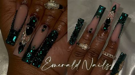 Get Trendy With Emerald Green Color Nails 10 Stunning Designs To Try Now