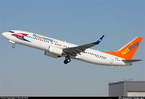 C GVVH Sunwing Airlines Boeing 737 8Q8 WL Photo By Marcel Hohl ID