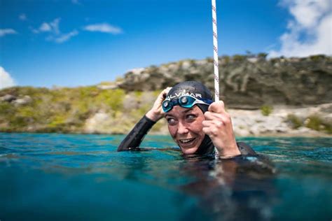 Alessia Zecchini Sets New Women's Freediving World Record To 102m ...