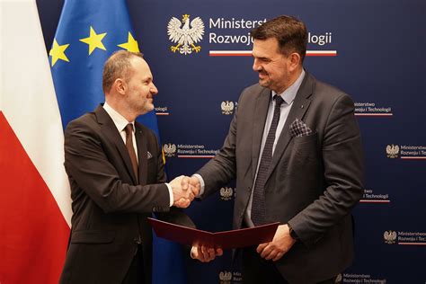 Pozna Ski Pose Wiceministrem W Ministerstwie Rozwoju I Technologii