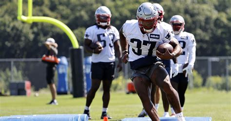 Winners And Loser From The Patriots Saturday Training Camp