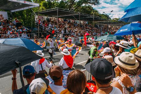 40 Inspiring Photos From Feria De Las Flores In Medellín Wanderluluu