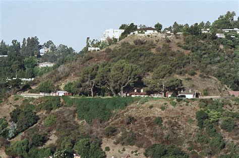 10050 Cielo Drive Sharon Tate Los Angeles Beverly Hills Charles Manson