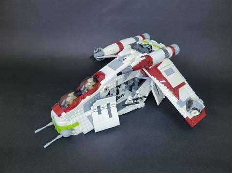 LEGO MOC Republic Gunship (Animated Version) by ForgedInLego | Rebrickable - Build with LEGO