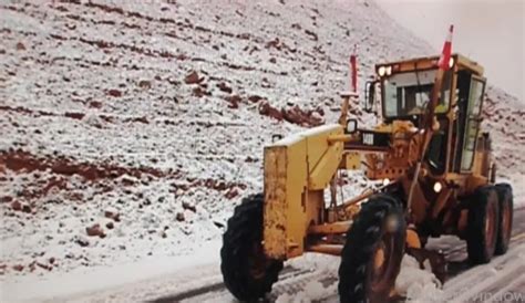 FORTES CHUTES DE NEIGE LES AUTORITÉS ONT SECOURU 11 NOMADES ET LEVÉ L