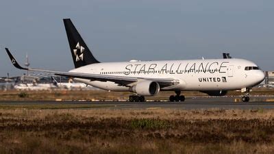 N Ua Boeing Er United Airlines Mauricio Carvajal