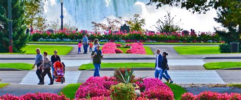 Queen Victoria Park, Niagara Falls, Ontario, Canada | ToNiagara