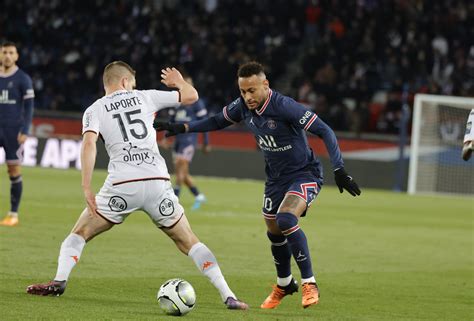 Watch Neymar's stunning nutmeg as he scores cracking goal for PSG after ...