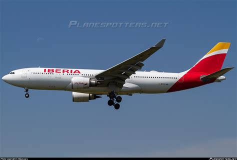 EC MIL Iberia Airbus A330 202 Photo by Māuruuru ID 958808