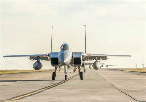 Powerful Images Of The F-15 Eagle – Thuy San Plus